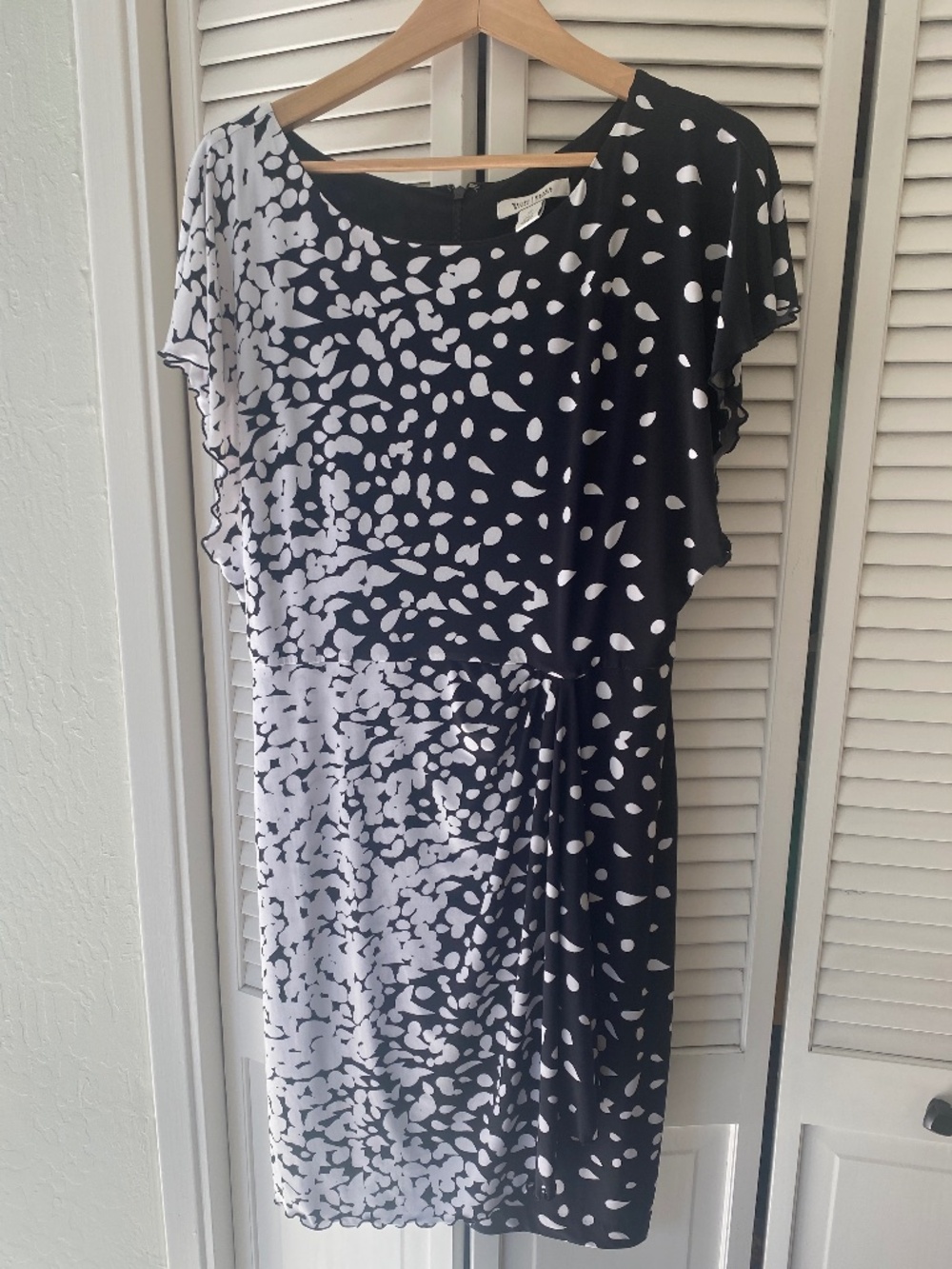 White House Black Market Dress size 12